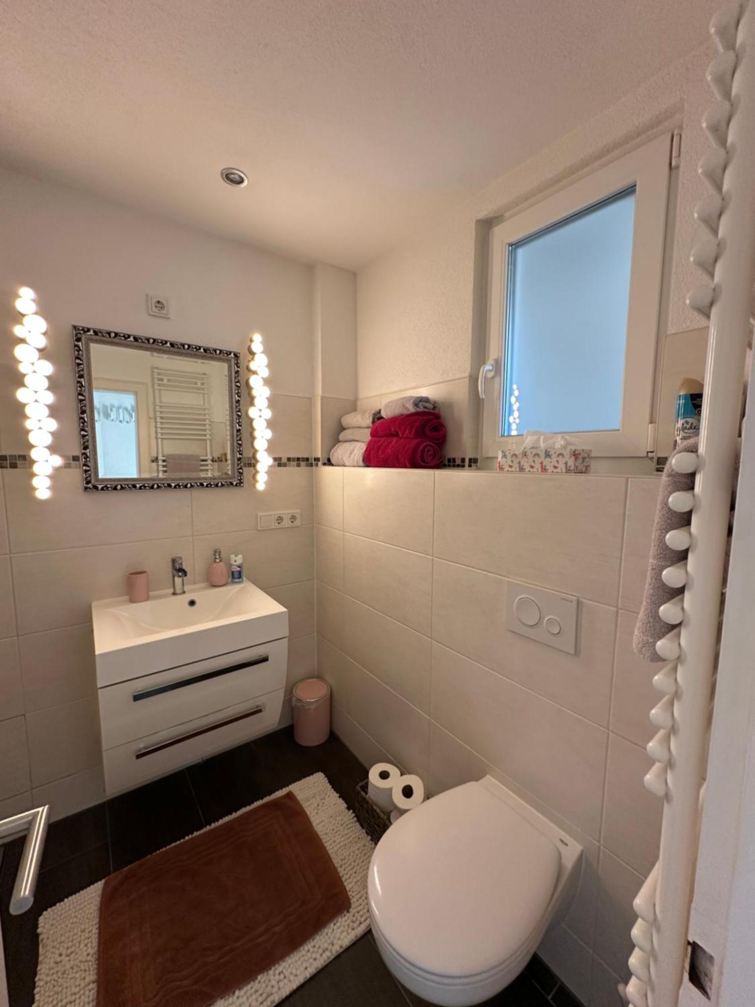 Moderne Souterrain-oase In Top-lage Apartment *